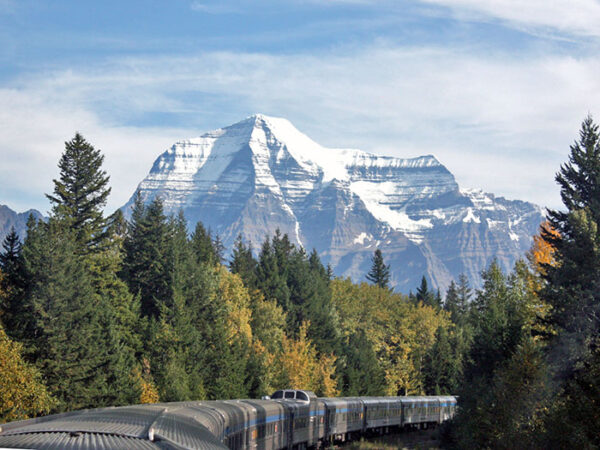 2-Day Rocky Mountain Trip with Rail Experience - 2026 May 29
